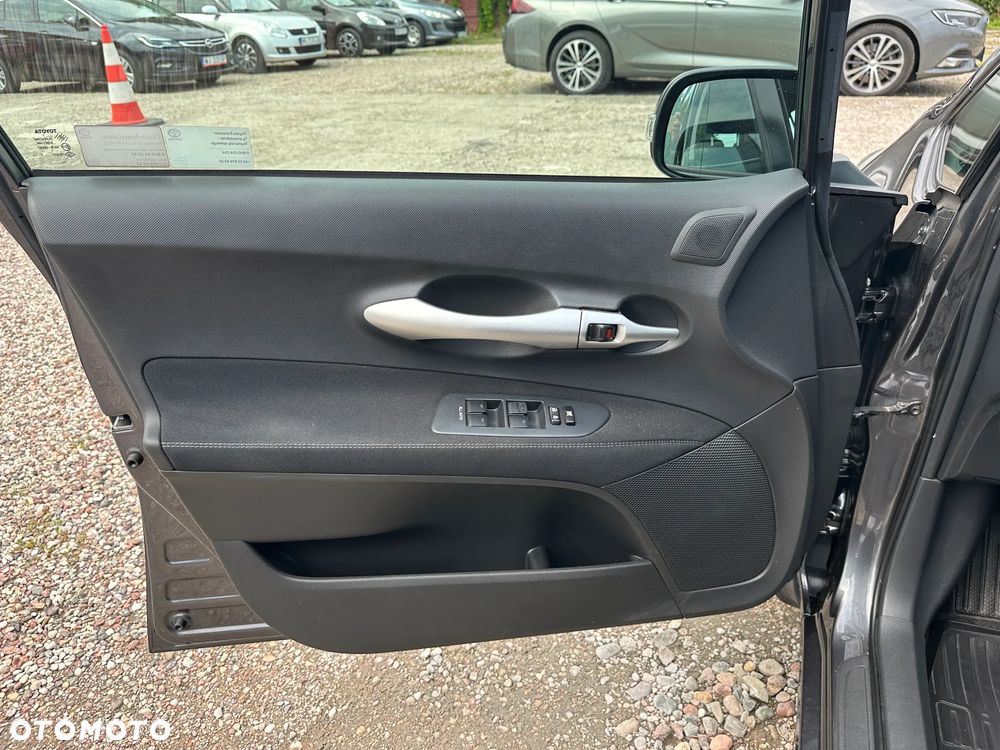 Toyota Auris - 12