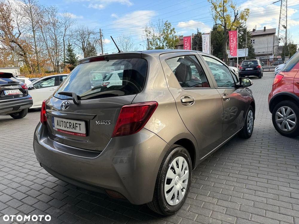 Toyota Yaris 1.33 Active EU6 - 26