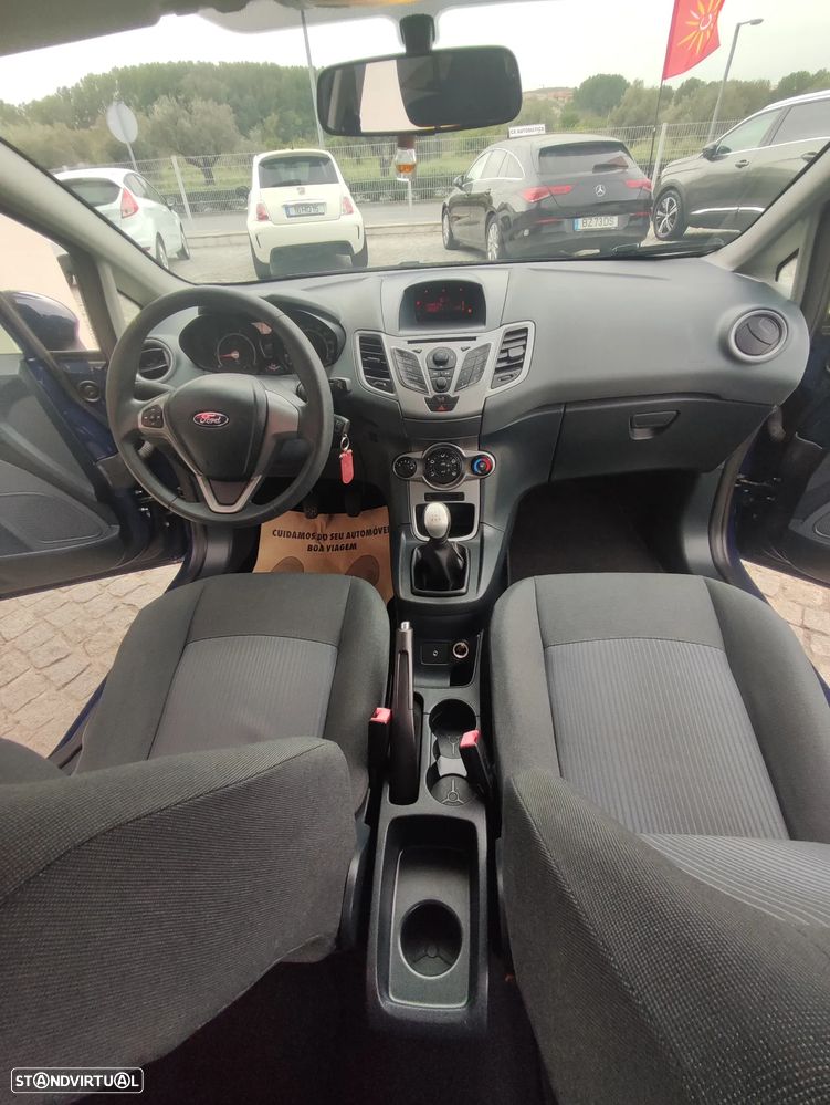 Ford Fiesta 1.25 Trend - 28