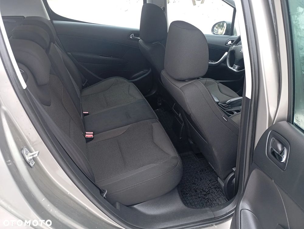 Peugeot 308 1.6 HDi Trendy - 9