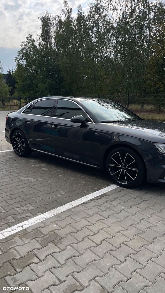 Audi A4 2.0 TFSI ultra S tronic - 11