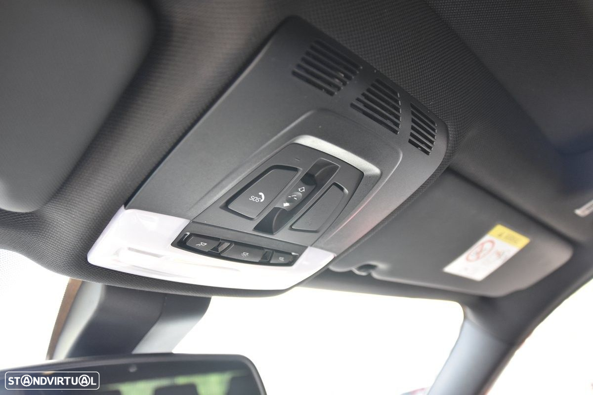 BMW 320 d Touring xDrive Pack M Auto - 17
