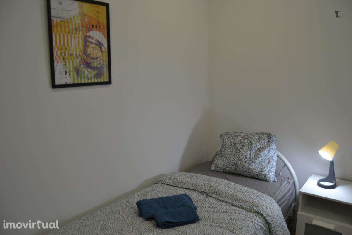 Quarto - localizado em Parque das Nações Lisbon - Grande imagem: 3/27