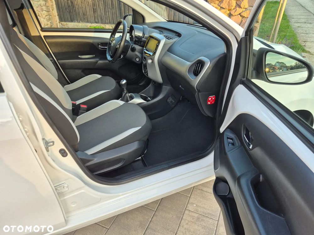 Toyota Aygo 1.0 VVT-i Sprint EU6 - 19