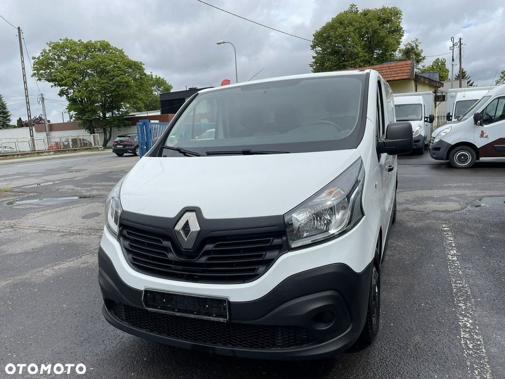 Renault Trafic - 2