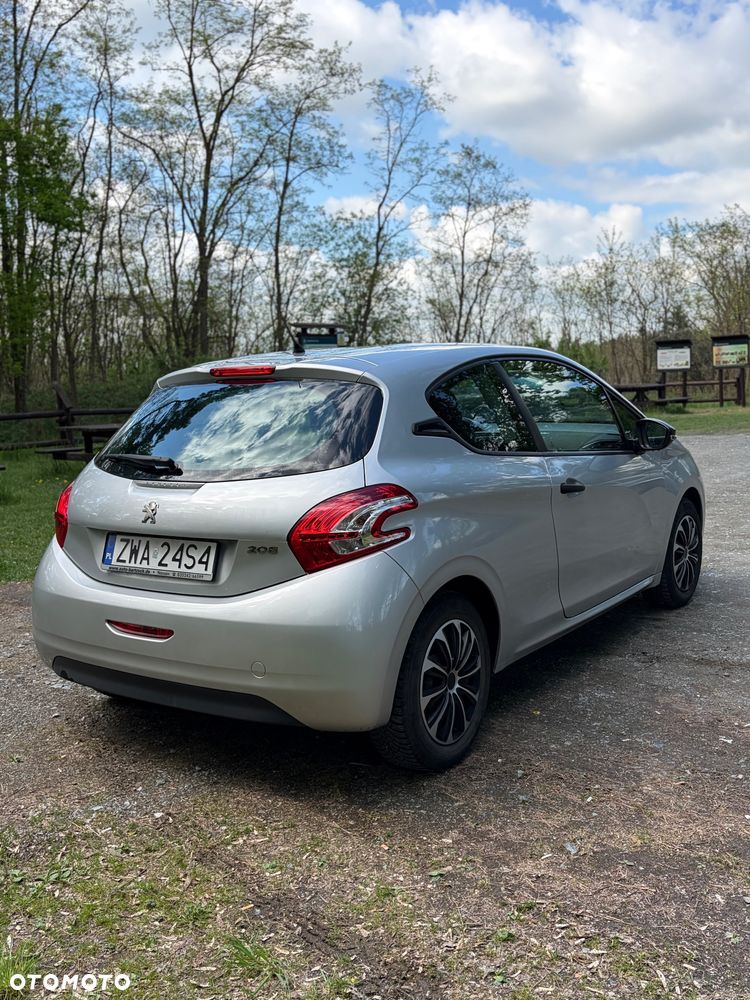 Peugeot 208 - 7
