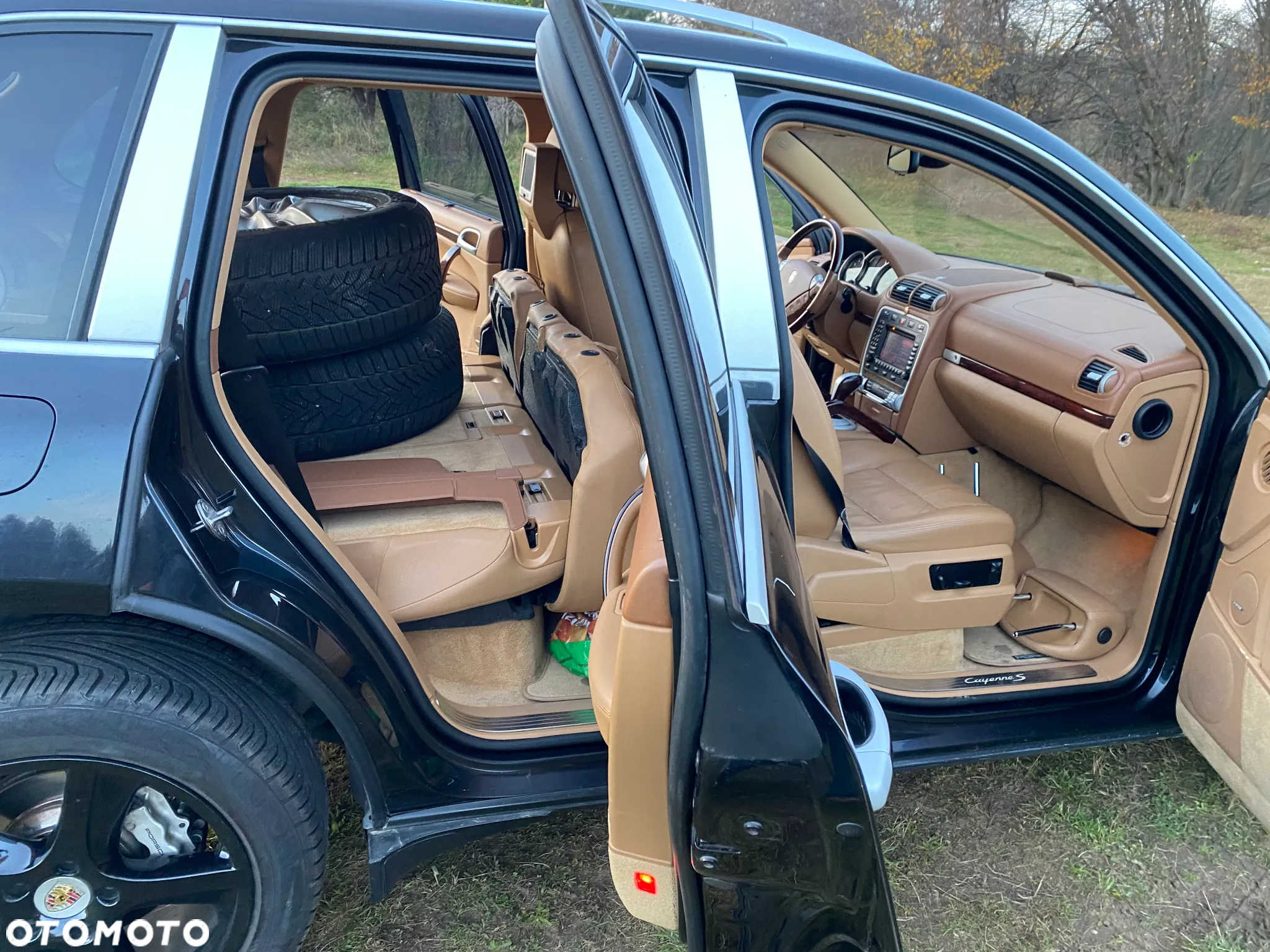 Porsche Cayenne - 26
