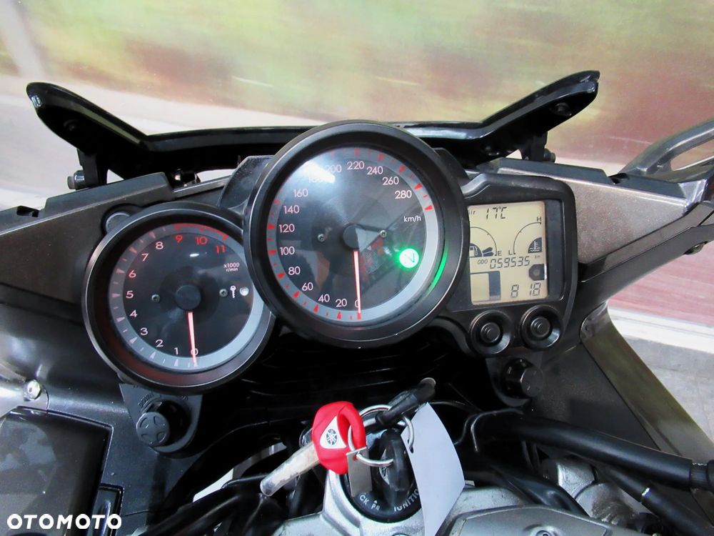Yamaha FJR - 12