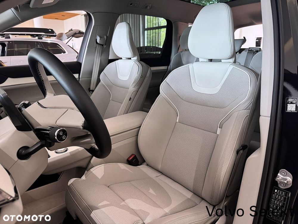 Volvo EX90 - 6