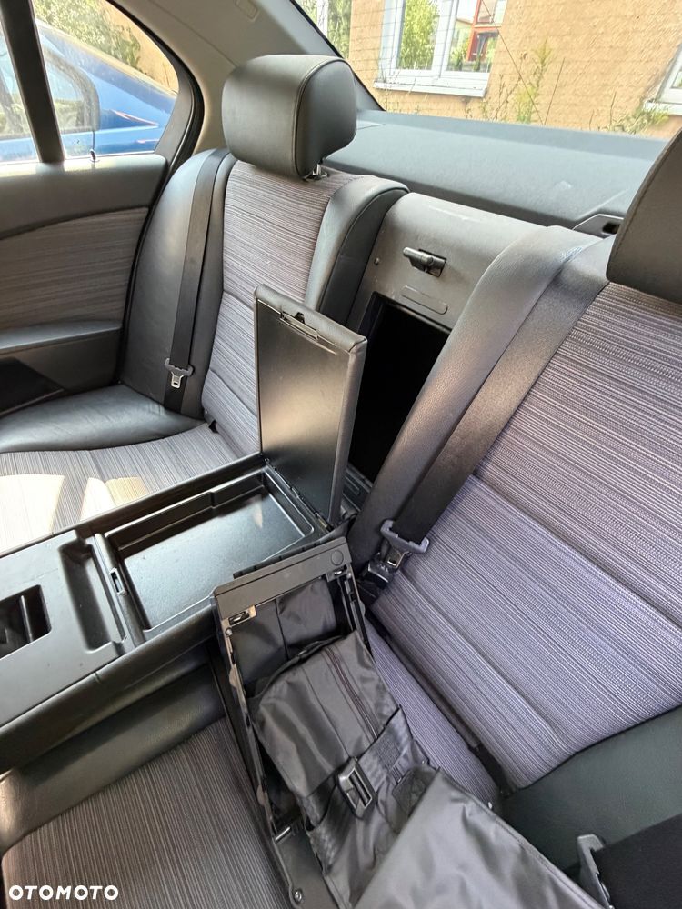 BMW Seria 5 520i - 17