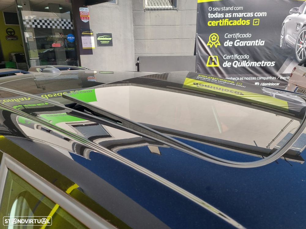 MINI 5 Portas Cooper Premium Plus JCW Auto - 12