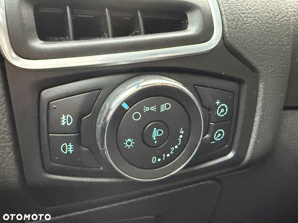 Ford Focus 1.6 Trend - 14