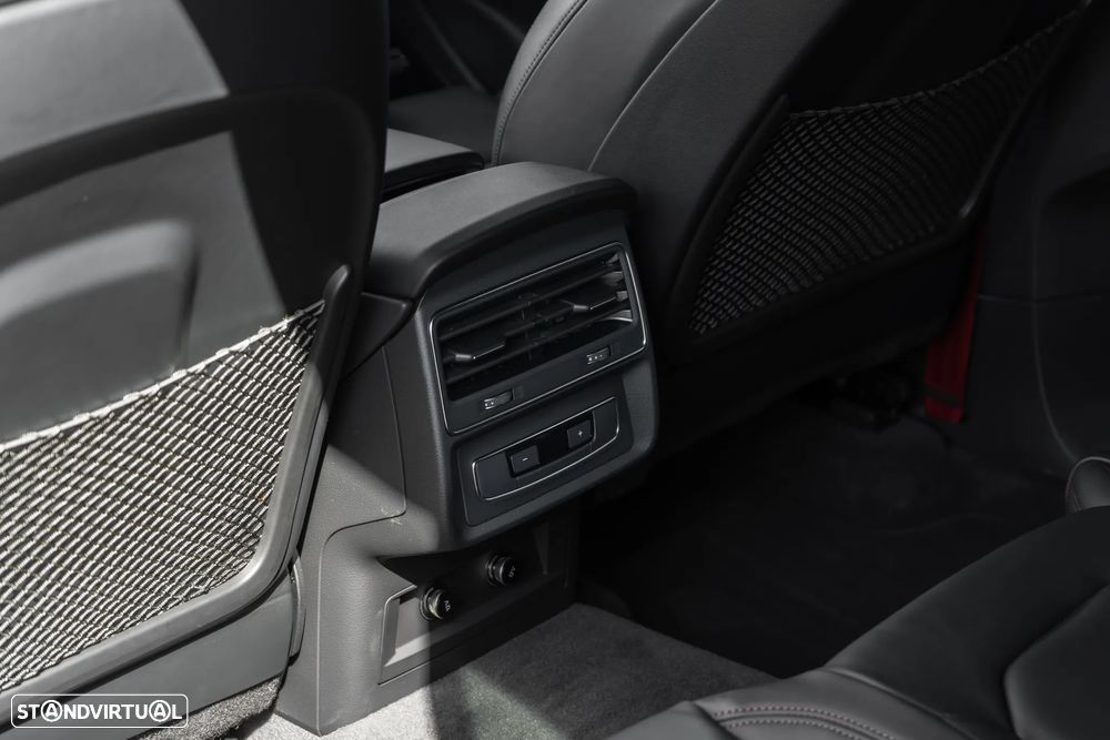 Audi Q8 SUV TFSI e quattro 360 kW tiptronic - 26