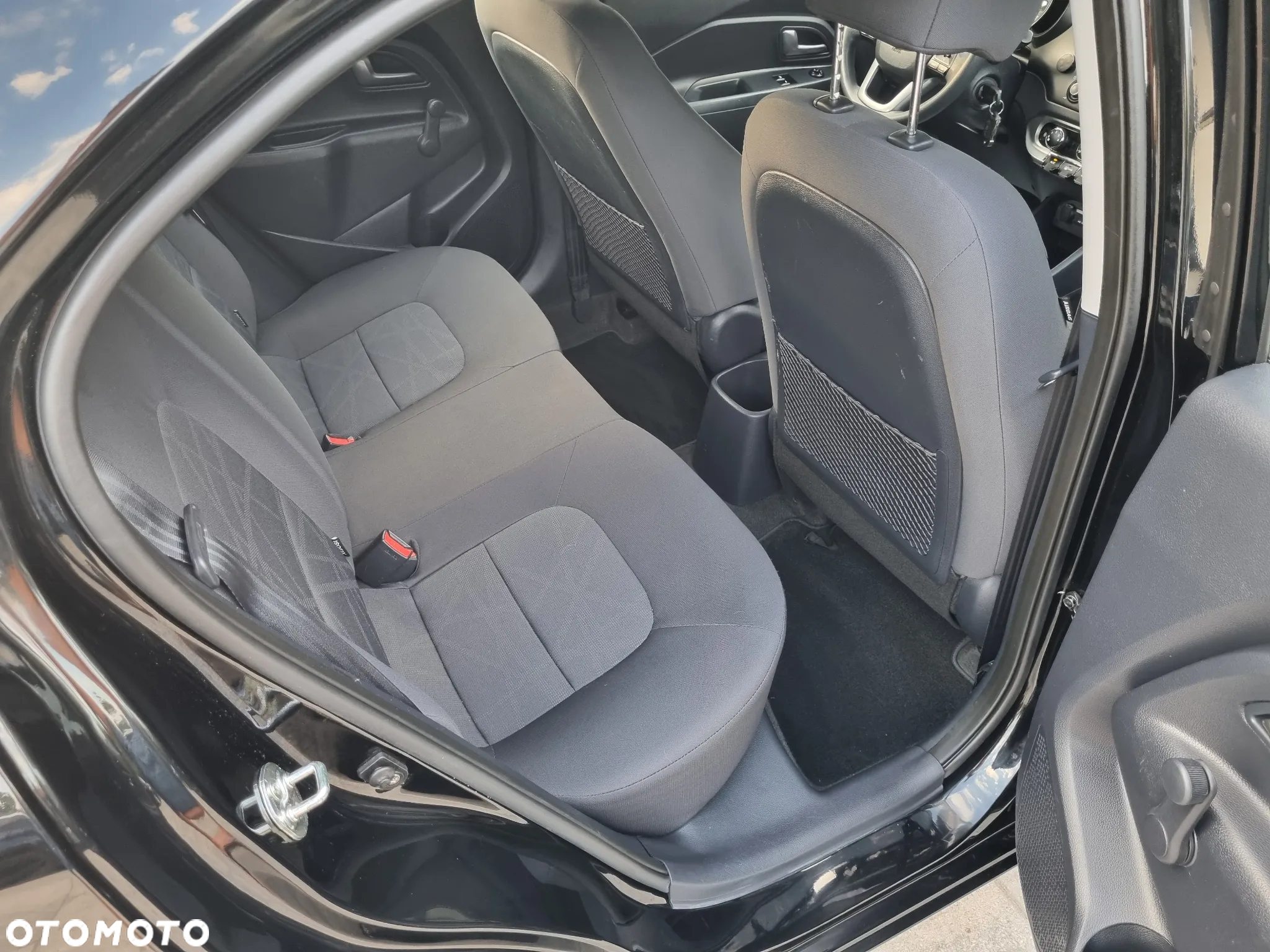 Kia Rio 1.2 Dream-Team Edition - 15