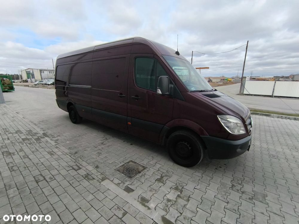Mercedes-Benz Sprinter - 8