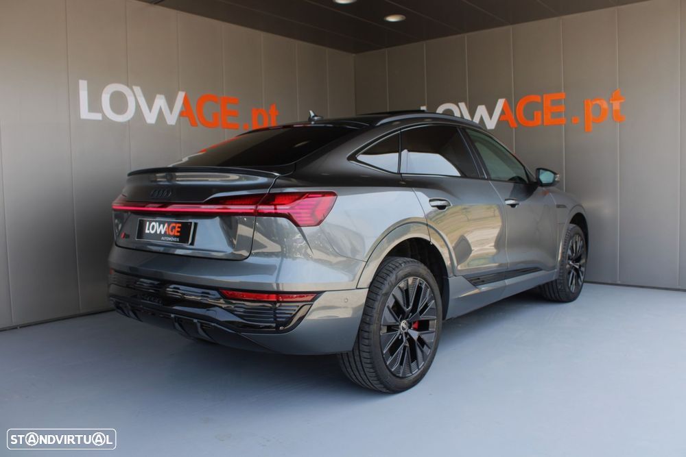 Audi Q8 e-Tron 50 quattro S line - 4