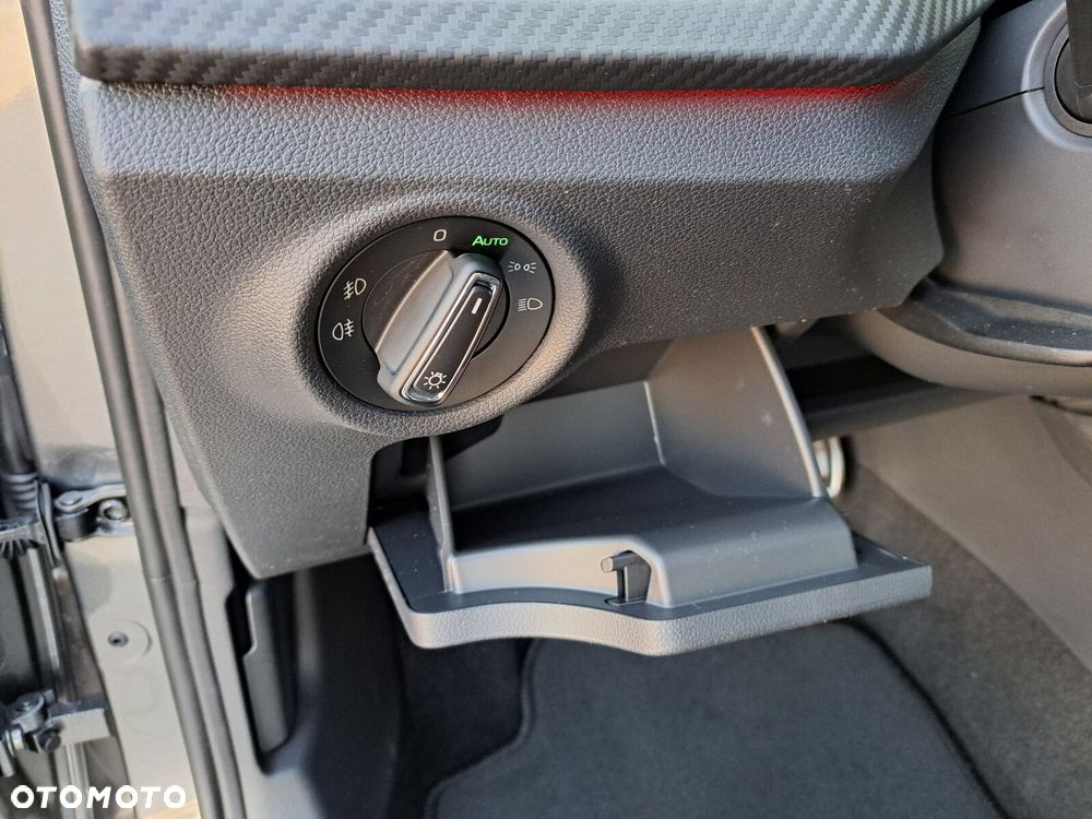 Skoda Kamiq 1.5 TSI Monte Carlo DSG - 17
