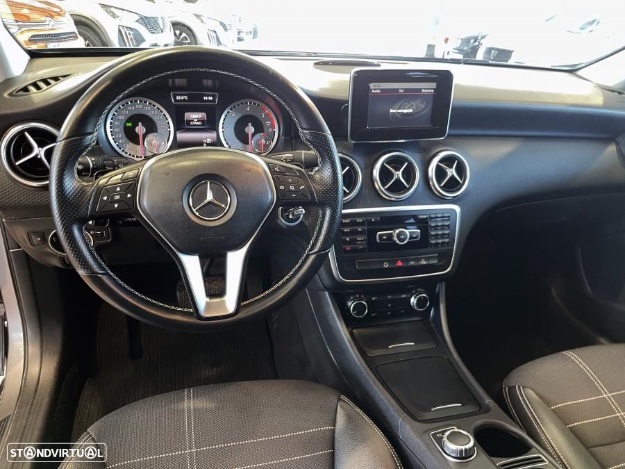 Mercedes-Benz A 180 CDi BE AMG Line Aut. - 11