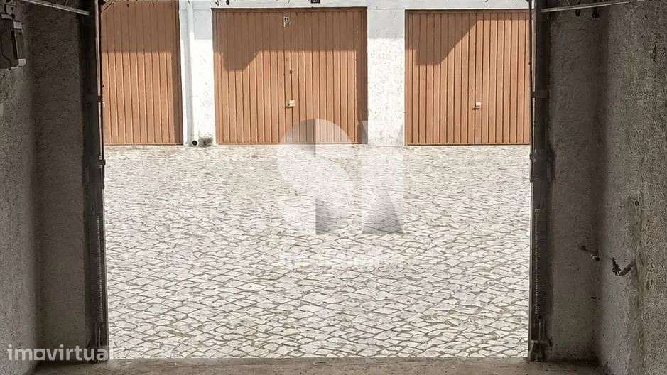 Garagem para Arrendamento - Norton de Matos - Grande imagem: 2/4