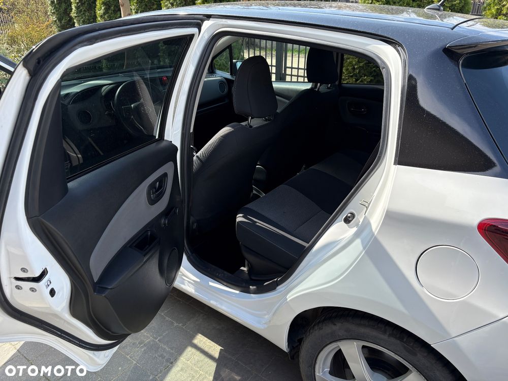 Toyota Yaris ver-hybrid-1-5-vvt--i-comfort - 5