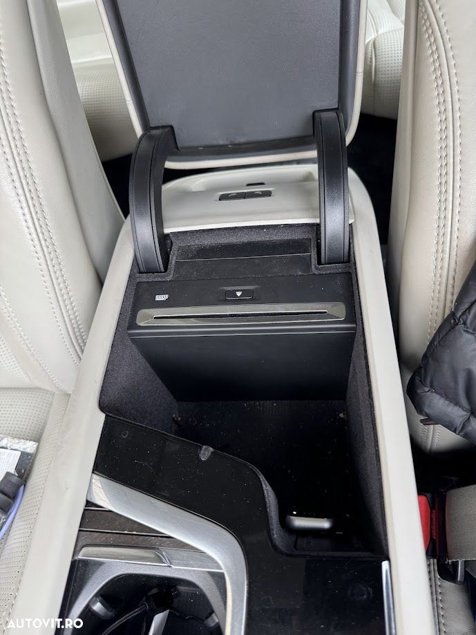 Volvo V90 D5 AWD Inscription - 13