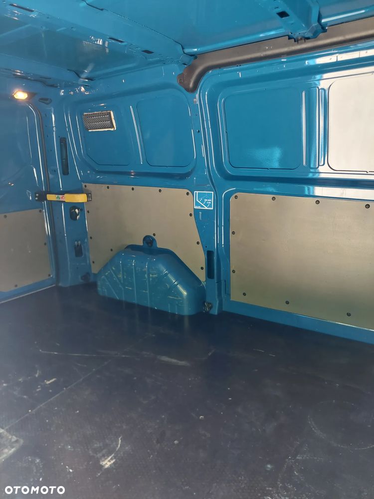 Ford Transit Custom - 14