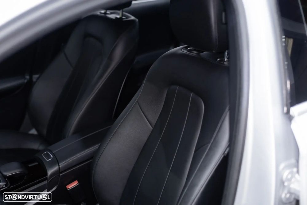 Mercedes-Benz A 250 e Progressive - 21