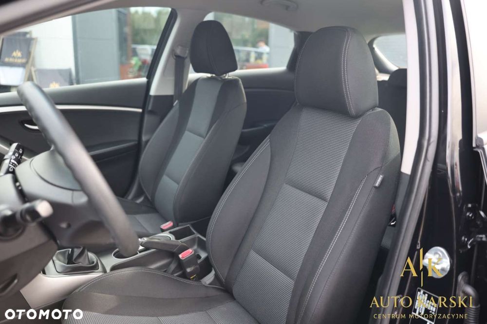 Hyundai i30 - 29