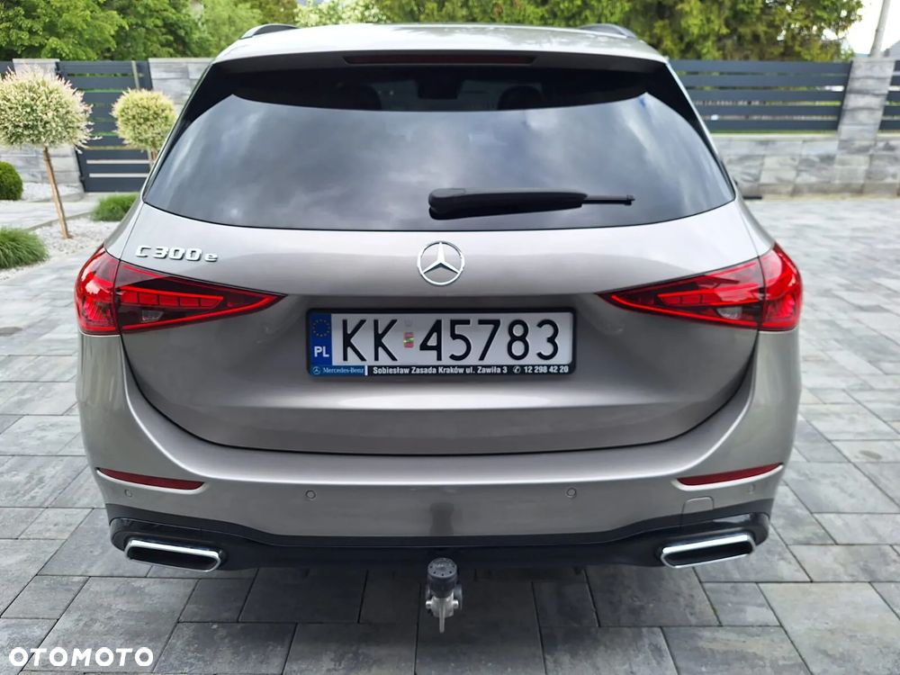 Mercedes-Benz Klasa C ver-300-e-phev-amg - 6