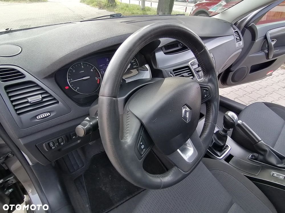 Renault Laguna 1.5 dCi Exception - 19