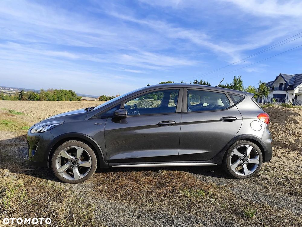 Ford Fiesta - 20