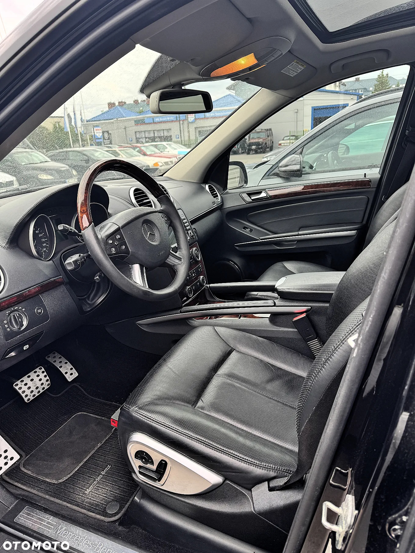 Mercedes-Benz GL 500 - 17