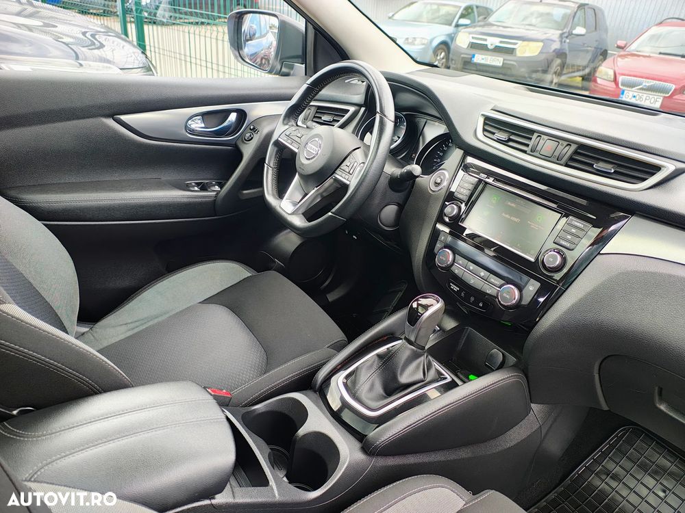Nissan Qashqai 1.3 DIG-T DCT N-CONNECTA - 6