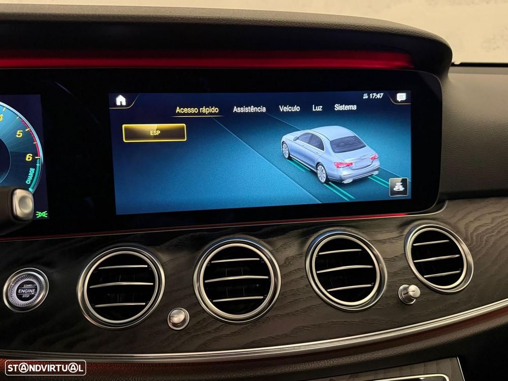 Mercedes-Benz E 300 de Avantgarde 4Matic - 22