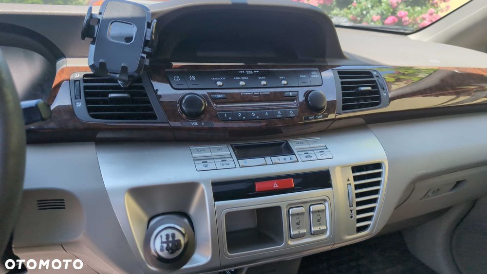 Honda FR-V - 8