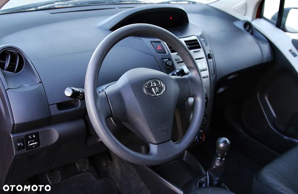 Toyota Yaris 1.33 Luna - 11