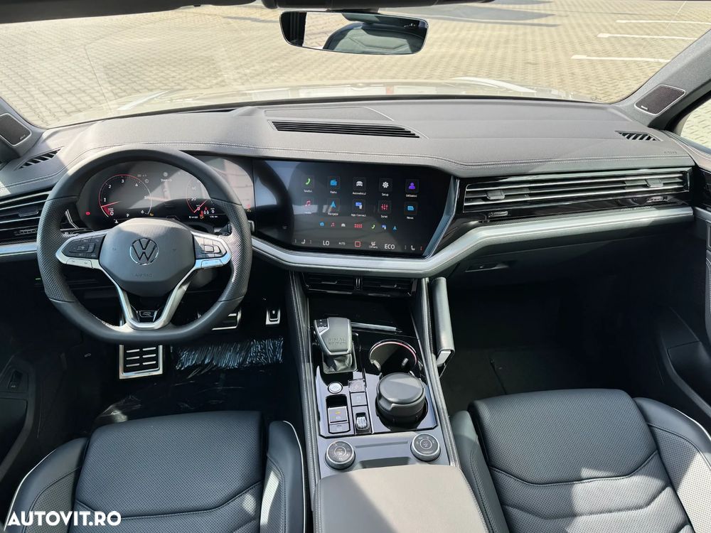 VOLKSWAGEN Touareg 2026 — imagine 14