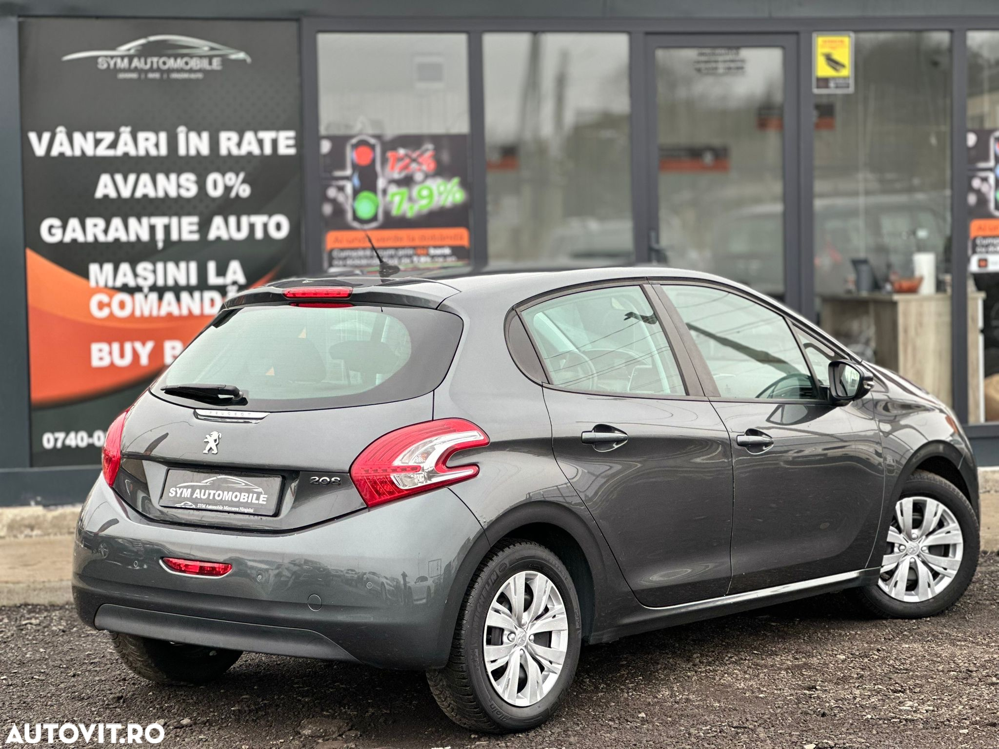 Peugeot 208 1.4 HDi FAP Active - 3