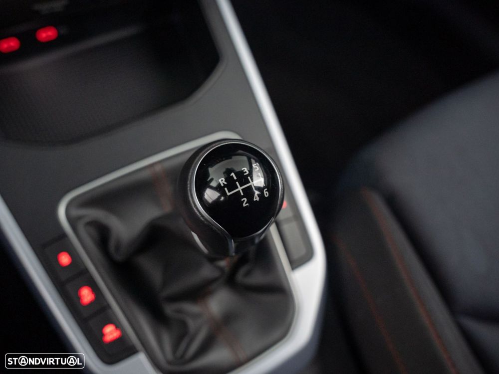 SEAT Arona 1.0 TSI FR - 22