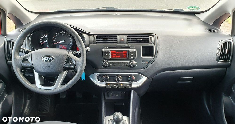 Kia Rio - 7