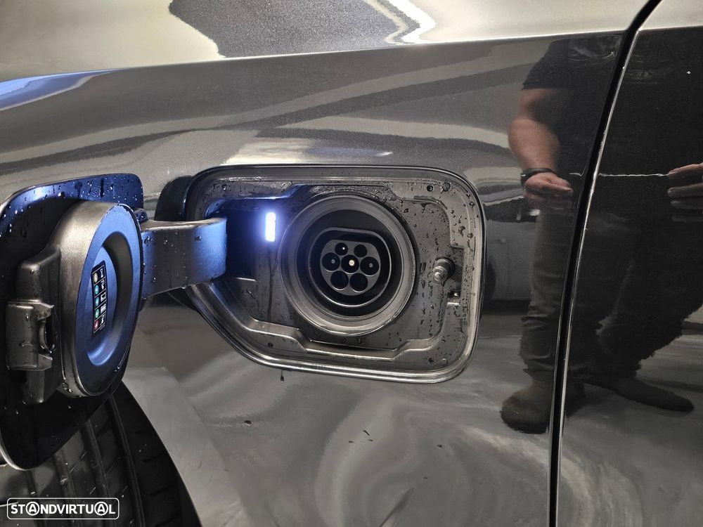 BMW 330 e Corporate Edition Auto - 24