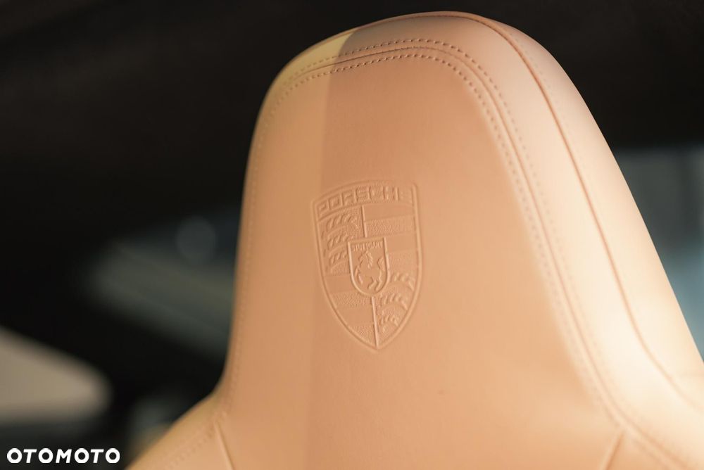 Porsche 911 Turbo S - 36
