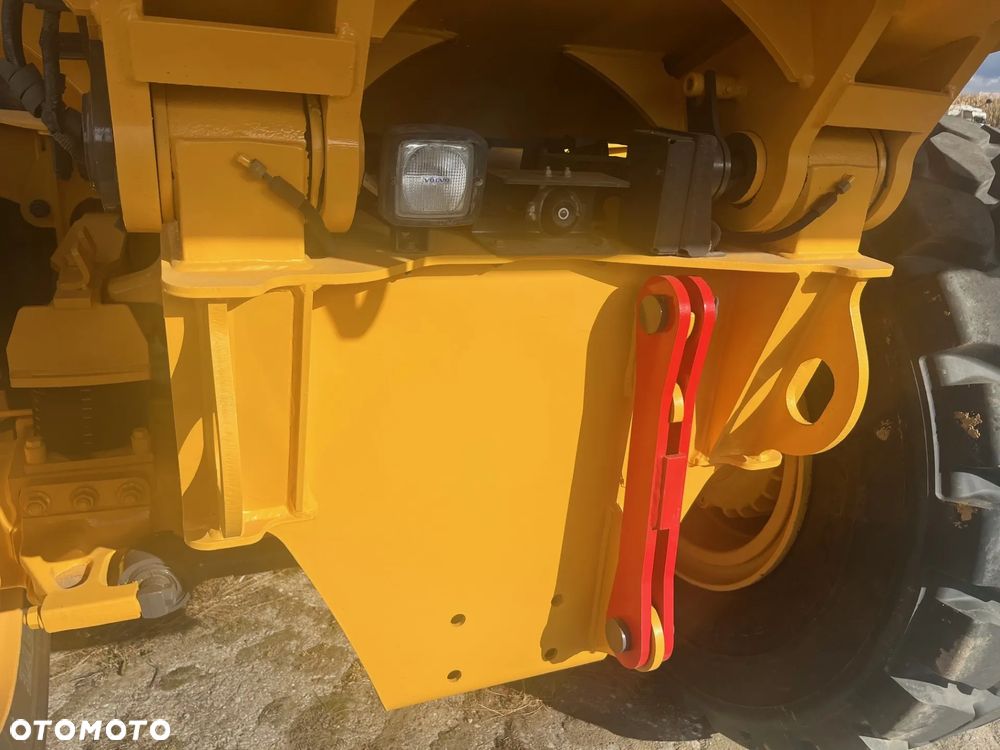 Volvo A30G - 8