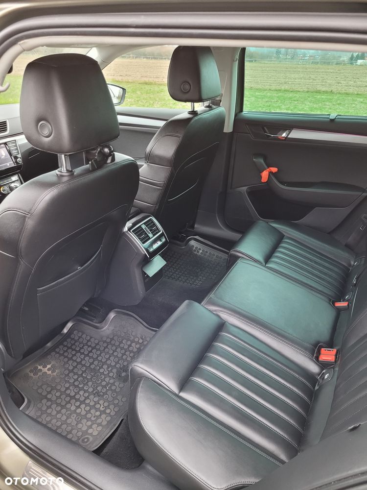 Skoda Superb 2.0 TDI DSG Style - 5