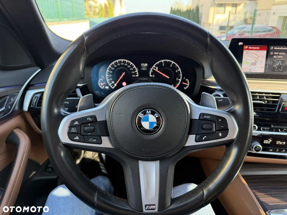 BMW Seria 5 520d xDrive M Sport sport - 16