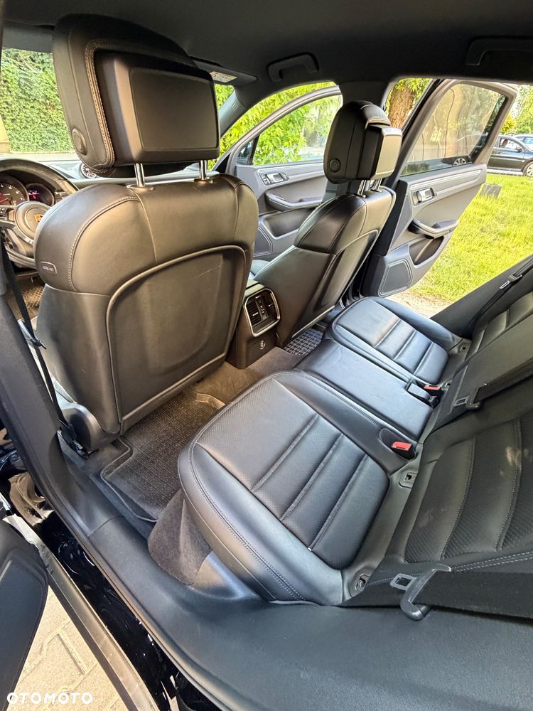 Porsche Macan Standard - 32