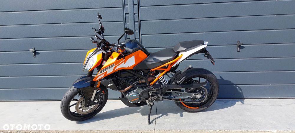KTM Duke 125