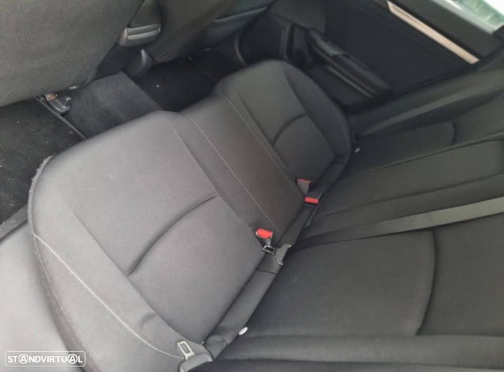 Honda Civic 1.0 i-VTEC Elegance - 9