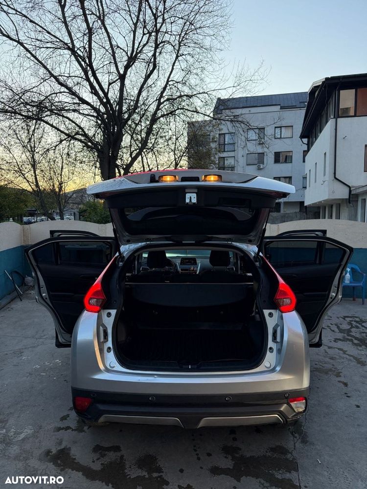Mitsubishi Eclipse-Cross - 5