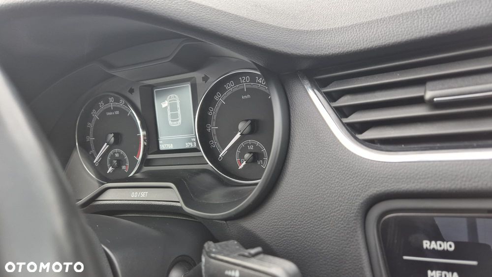 Skoda Octavia 1.6 TDI Ambition - 10